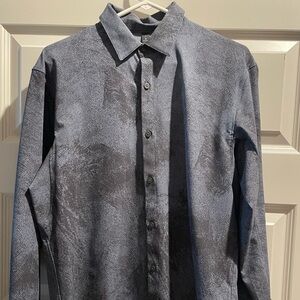 Lululemon navy and black long-sleeve button down men’s size large